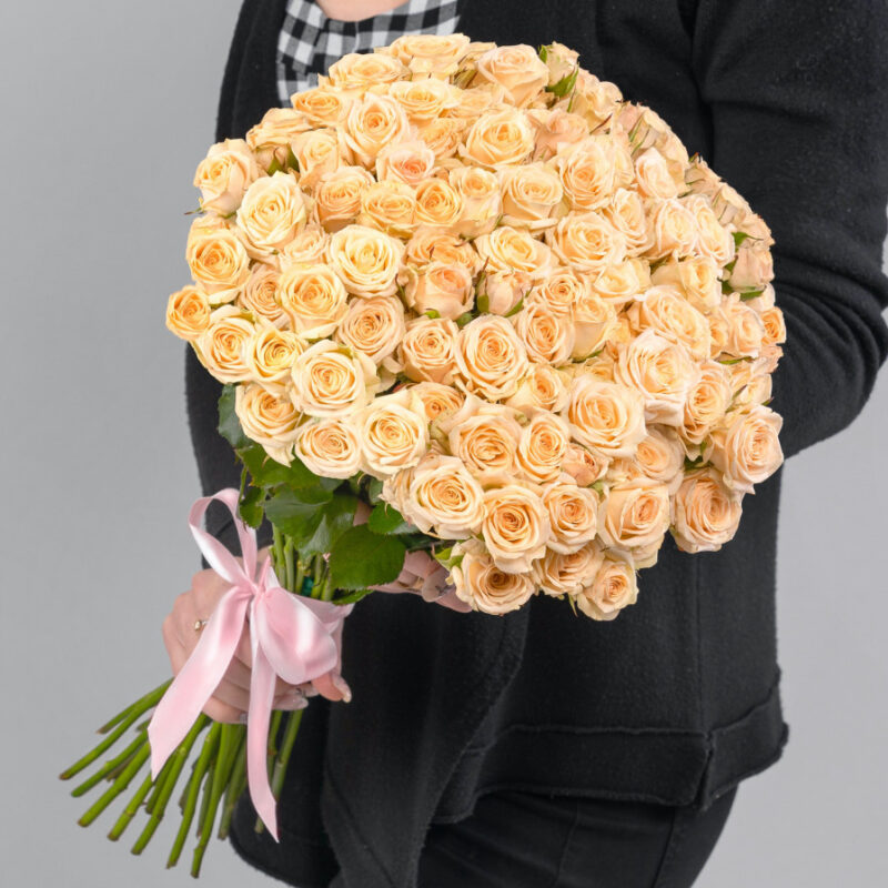 Кустовые Персиковые Розы